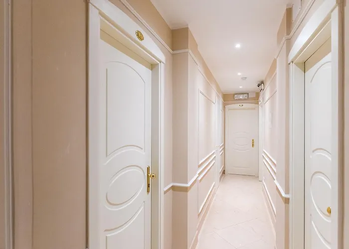 Erdarelli Hotel 3*